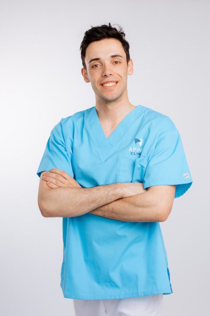 Andris Adamovičs - zobārsta asistents
